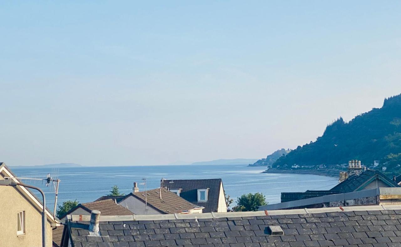 The Sleeping Lion - Dunoon Holiday Home Luaran gambar